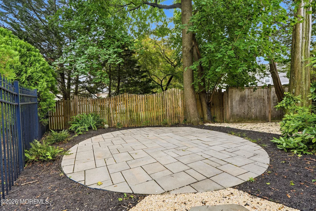 Photo of 48 Hedge Drive