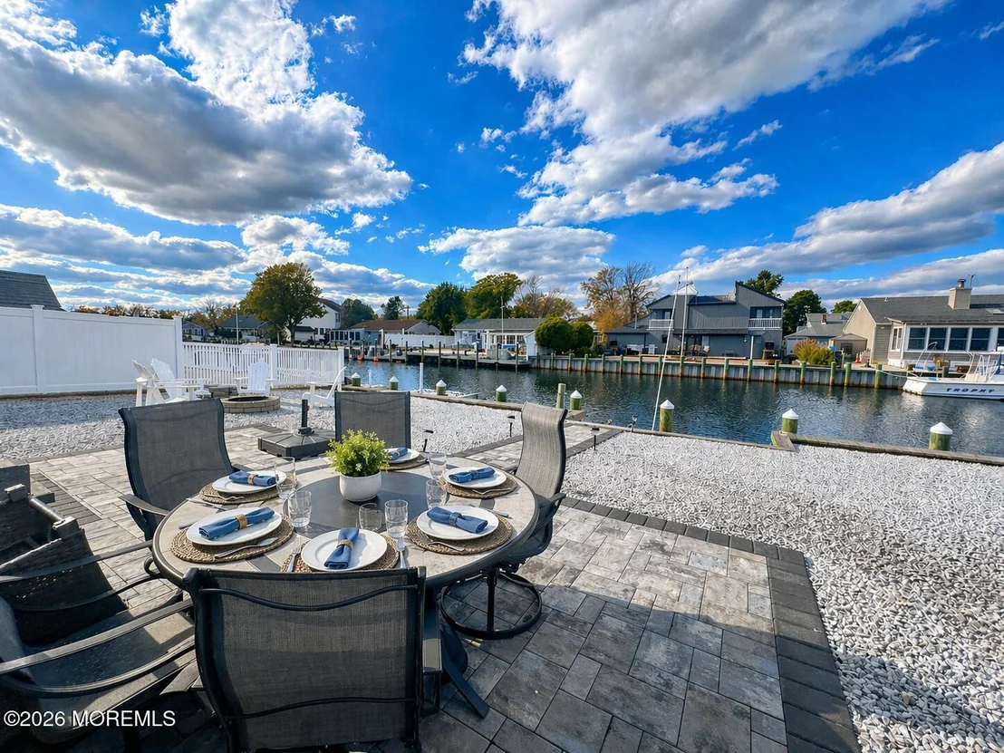 Photo of 810 Leeward Drive