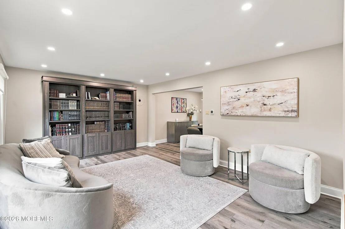 Photo of 20 Hemlock Hill Road