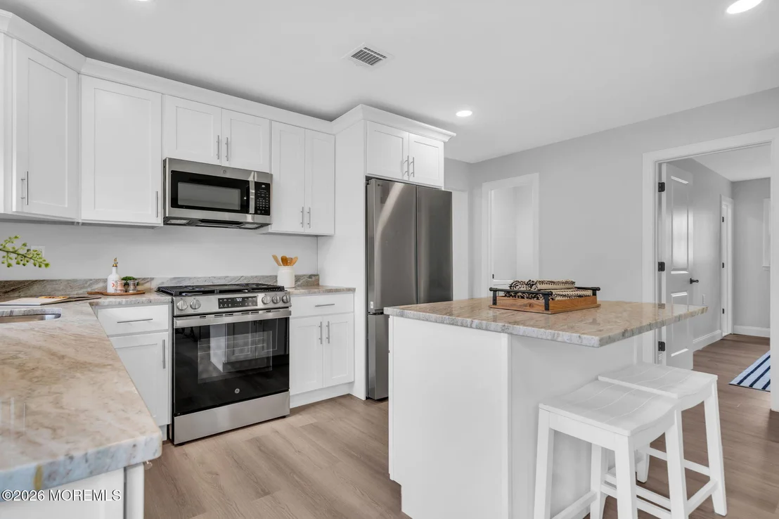 Photo of 331 Saint Thomas Drive