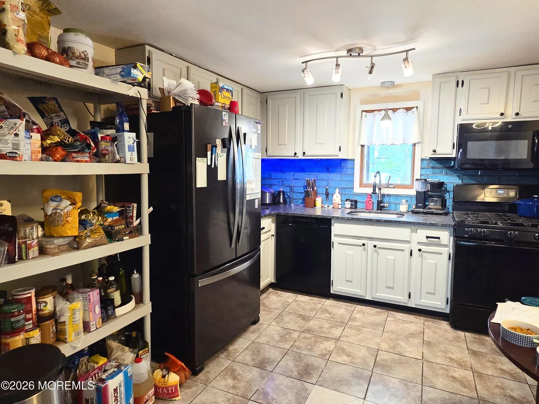 Photo of 1210 Taylor Lane