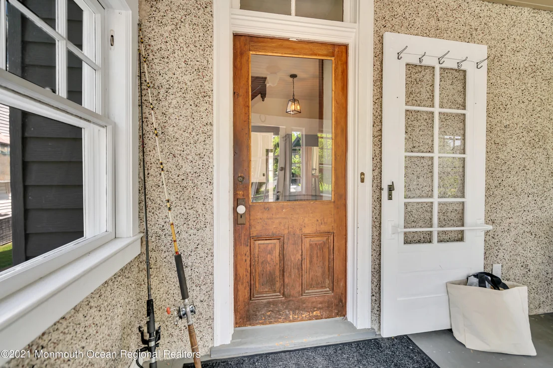 Photo of 32 Marcellus Avenue