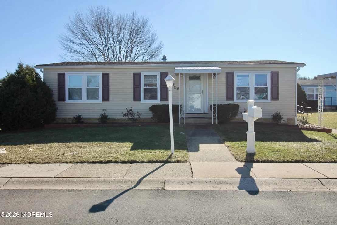 Photo of 606 Jerome Place
