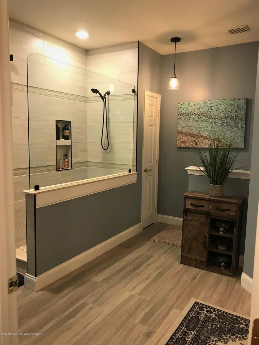 Photo of 98 Spring Lake Boulevard