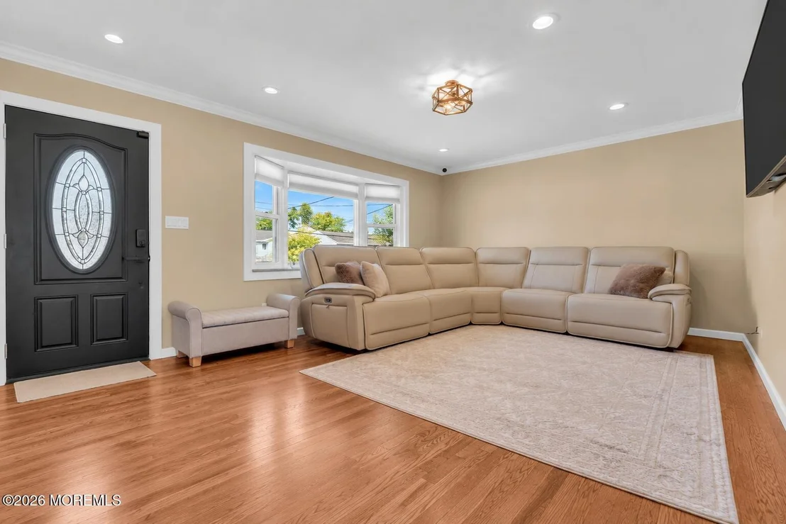 Photo of 44 Shirley Boulevard