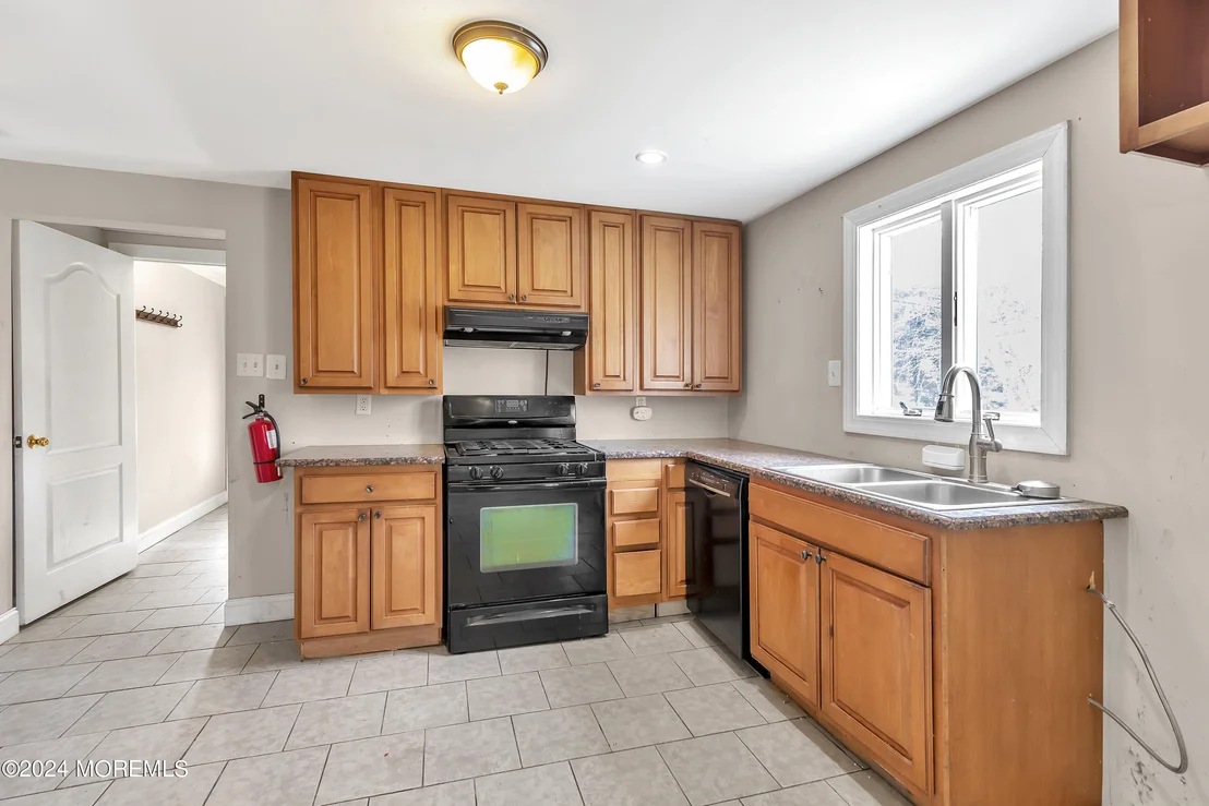 Photo of 430 Everett Road