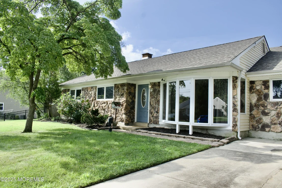 Photo of 212 Kingsley Road