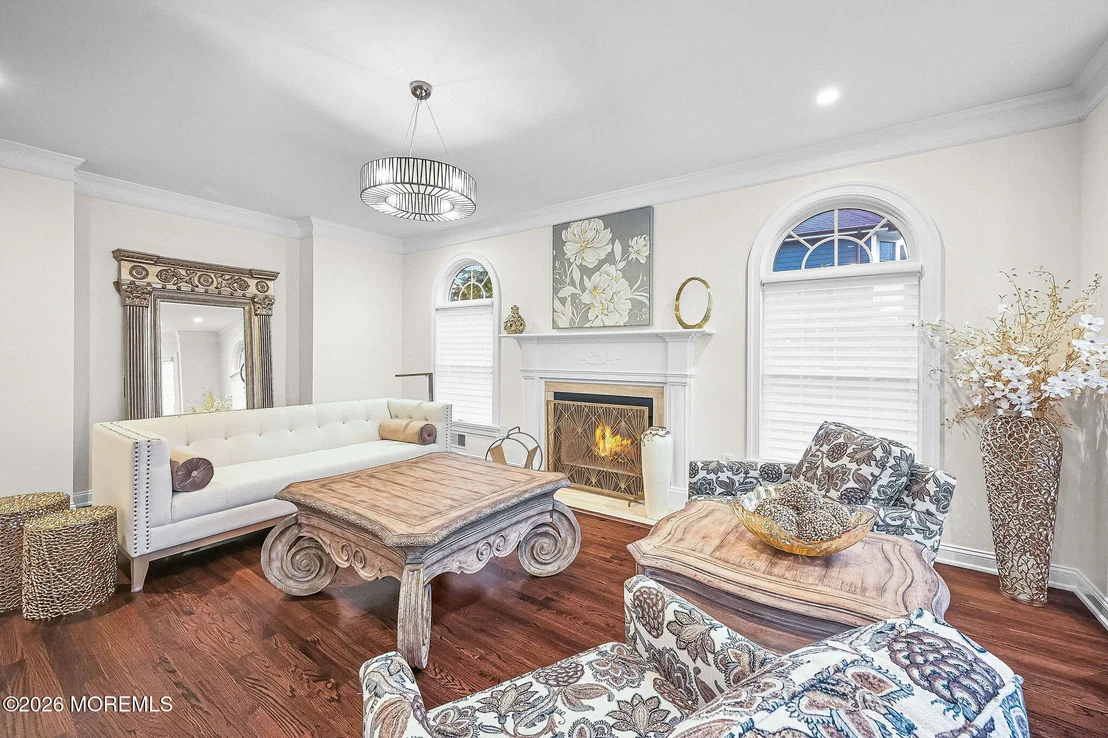 Photo of 2352 Macintosh Drive