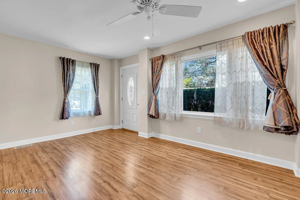 Photo of 1407 Edgemere Road