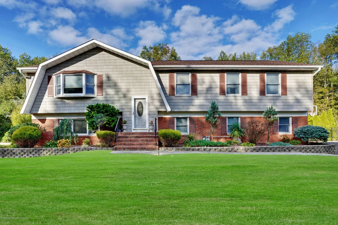 Photo of 1409 Roller Road