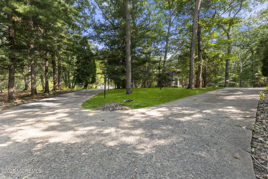 Photo of 780 Green Valley Road