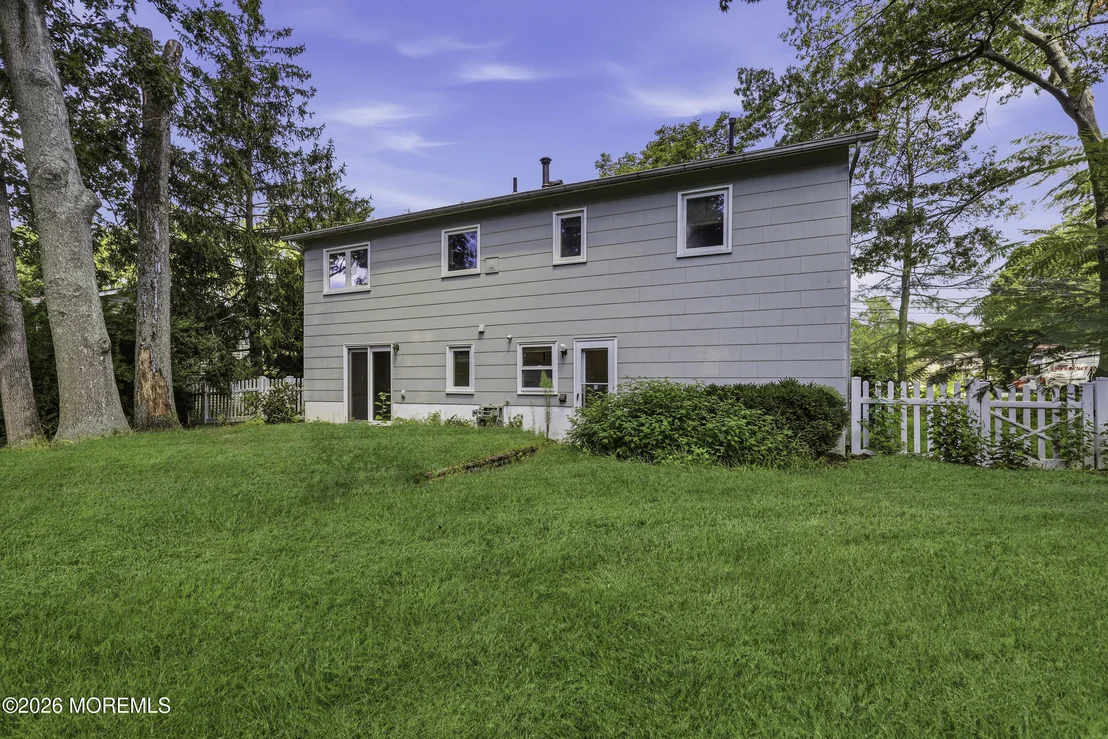 Photo of 687 Northstream Drive