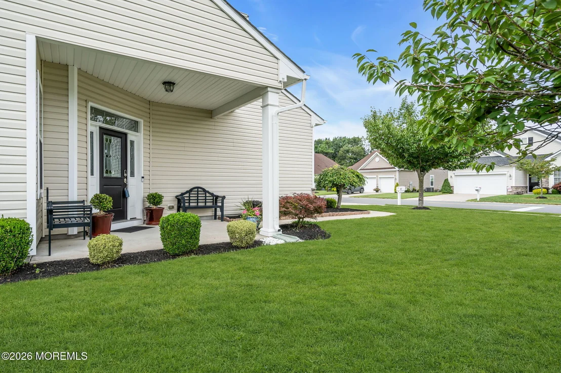 Photo of 163 Bayville Way