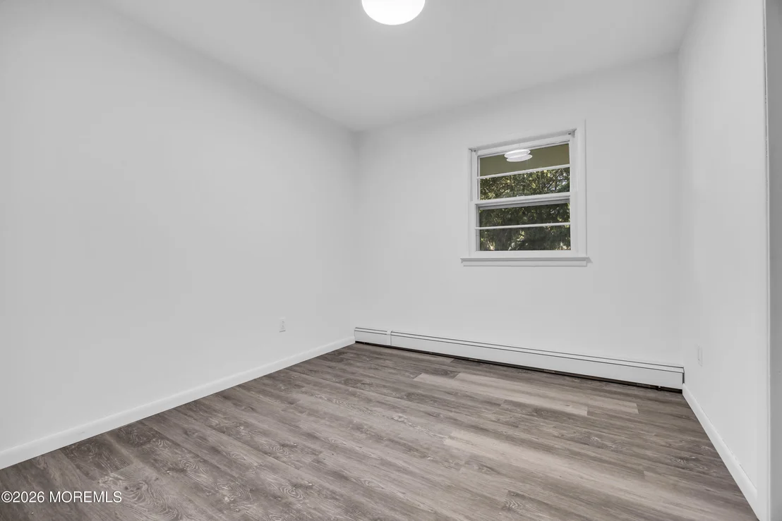 Photo of 416 Oak Tree Road