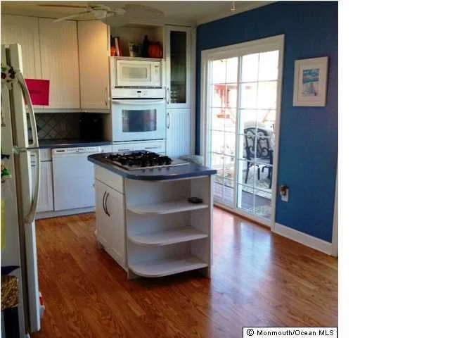 Photo of 838 Columbus Drive