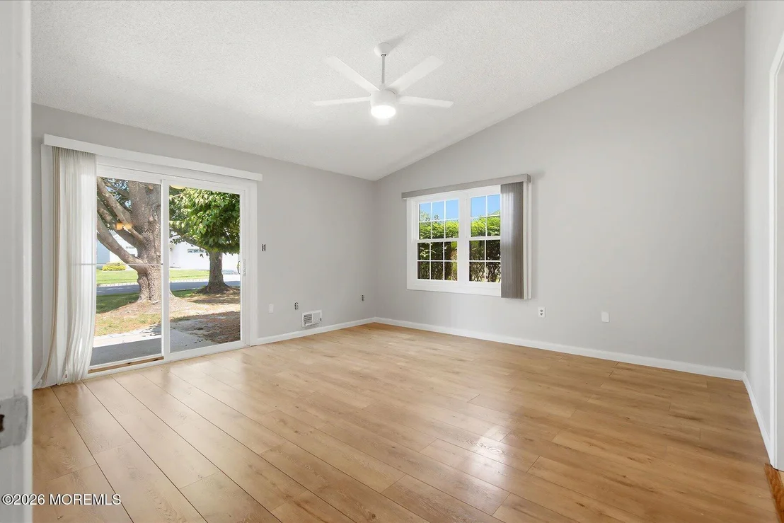 Photo of 7 Riva Boulevard