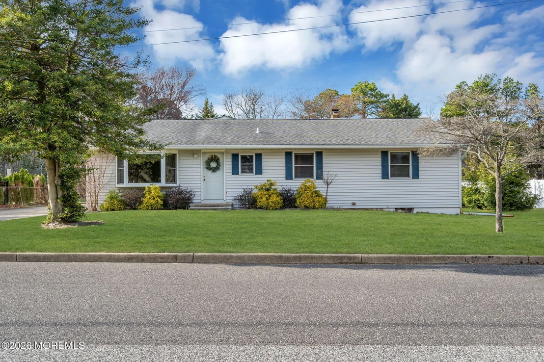 Photo of 20 Sylvan Boulevard