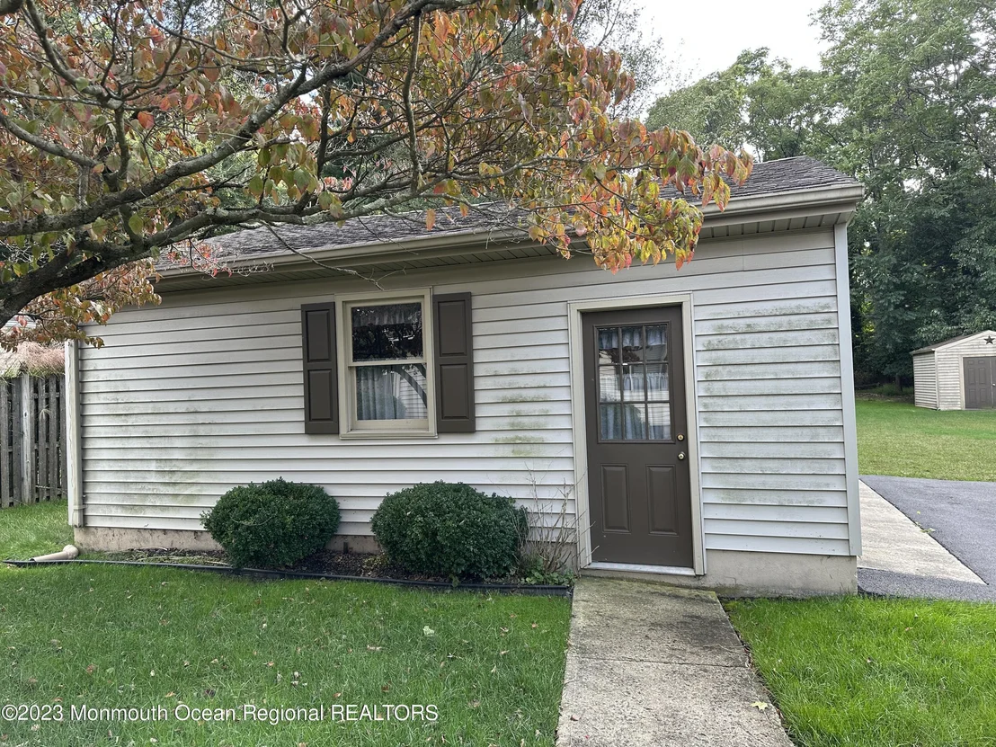Photo of 110 Van Brackle Road