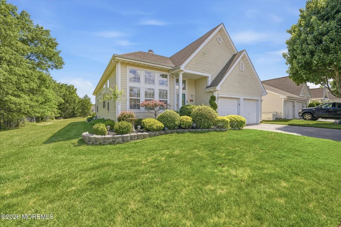 Photo of 112 Mirage Boulevard