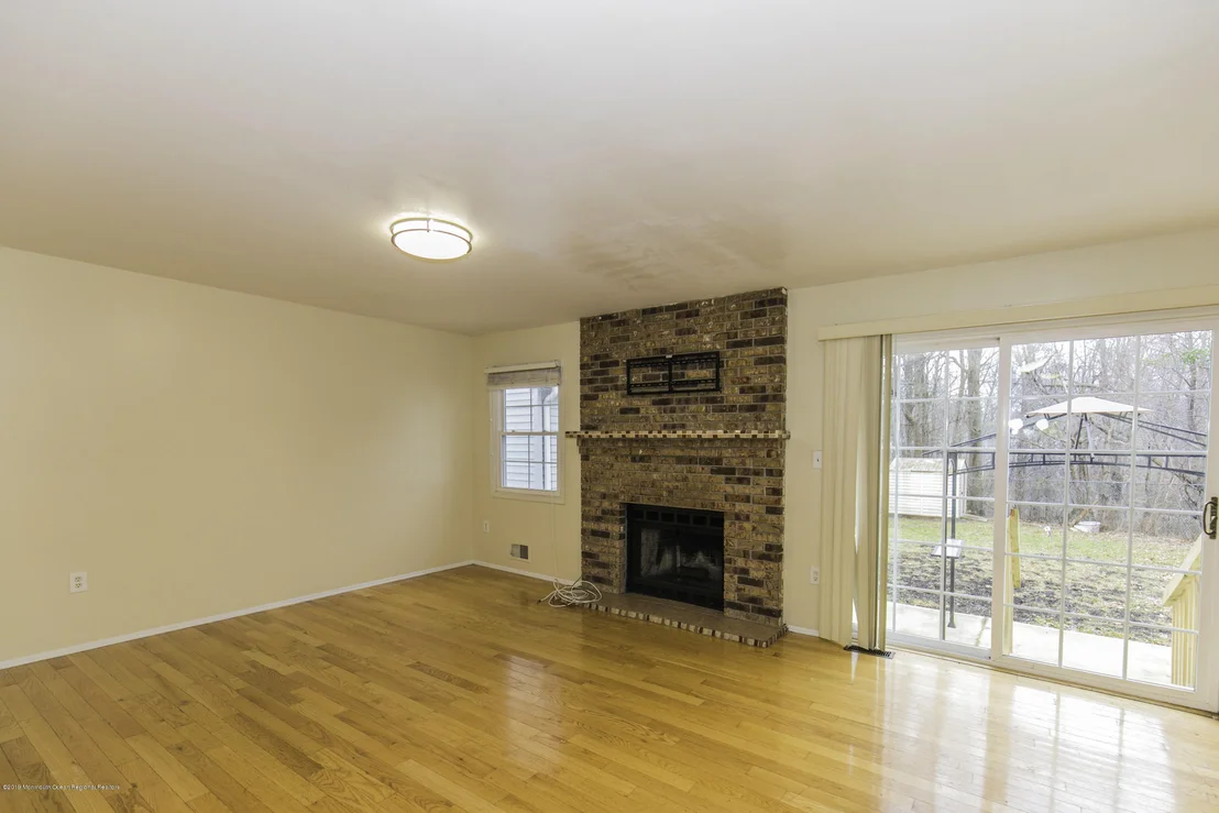 Photo of 58 Oak Knoll Drive