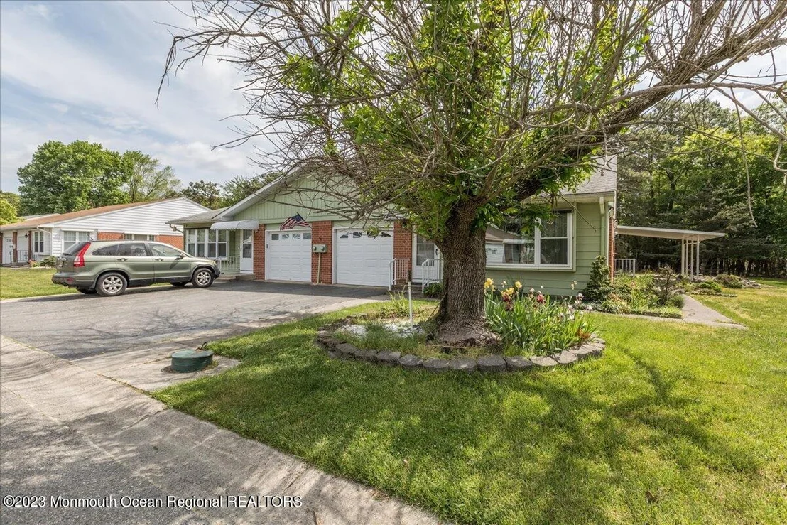 Photo of 12 B Franklin Lane