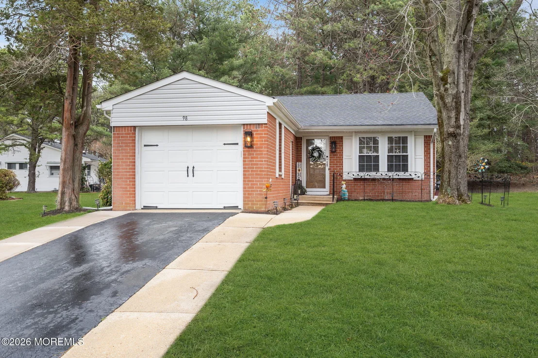 Photo of Unit 98 at 98 Constitution Boulevard
