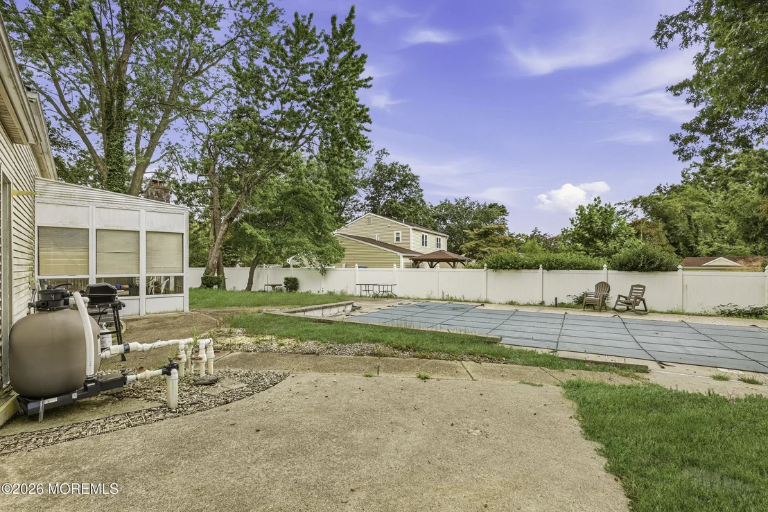Photo of 1006 Amethyst Drive
