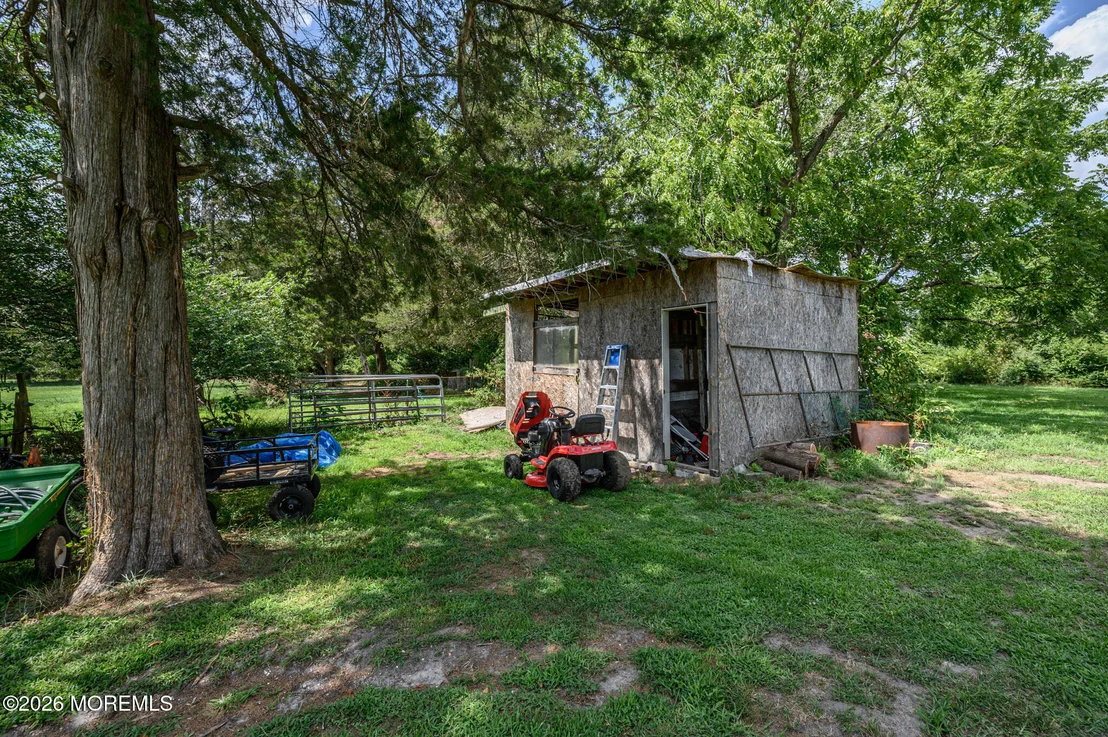 Photo of 93 N Maple Avenue