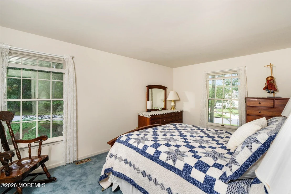Photo of 4 Pine Tree Drive