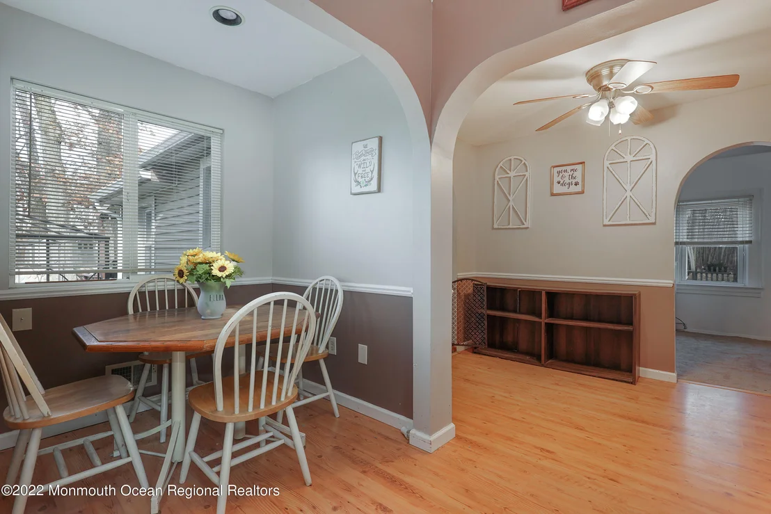 Photo of 33 Van Buren Avenue