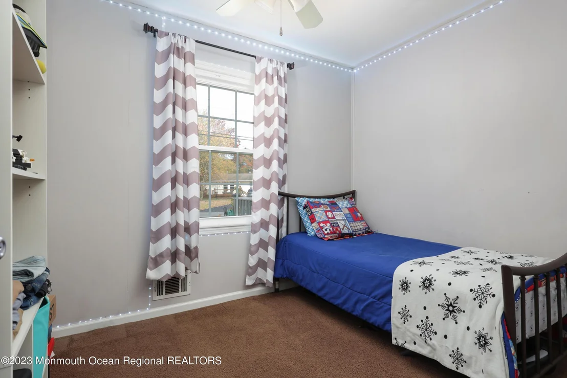 Photo of 214 Orangewood Drive