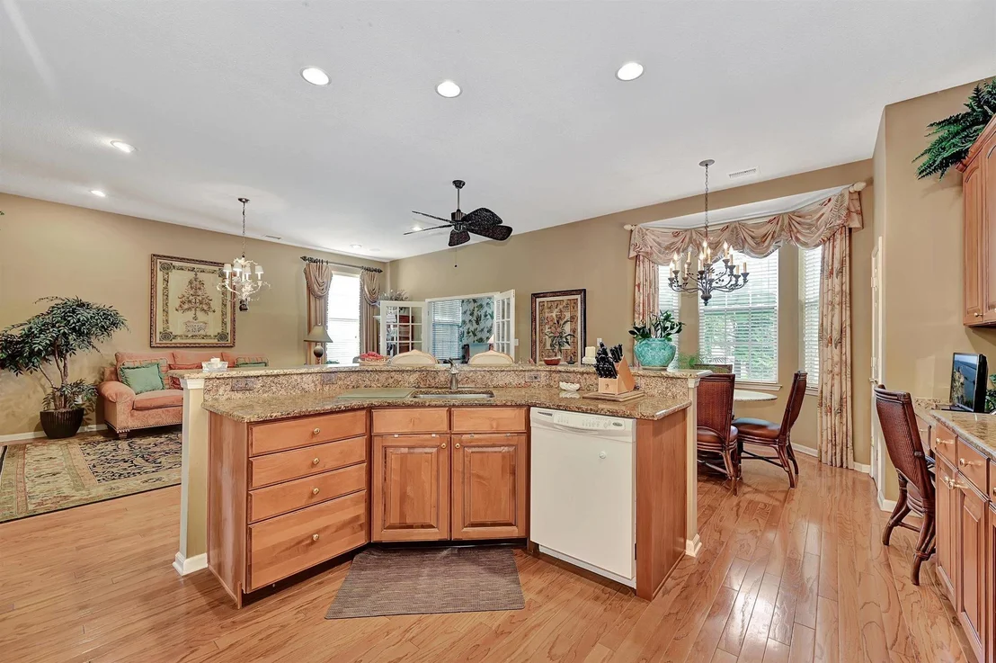 Photo of 41 Portchester Drive