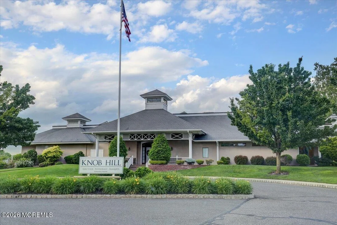 Photo of 170 Shinnecock Drive