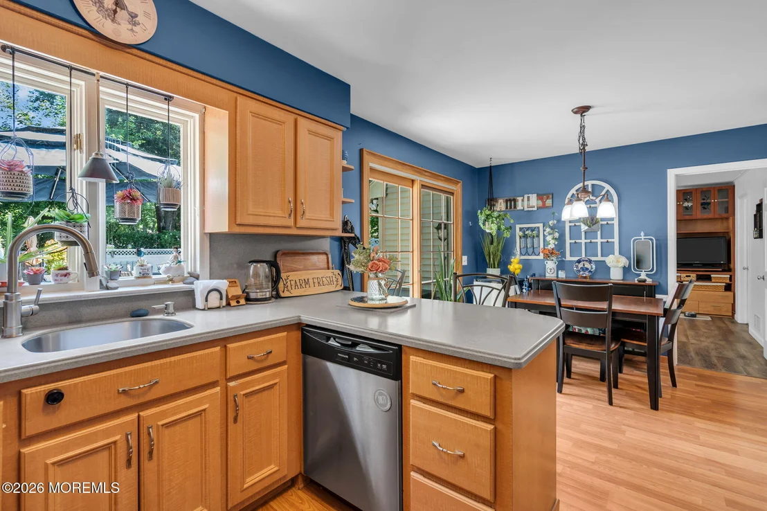 Photo of 2 Lakeland Drive