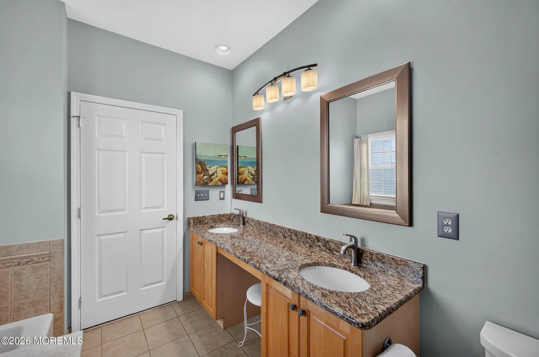 Photo of 6 Doral Way