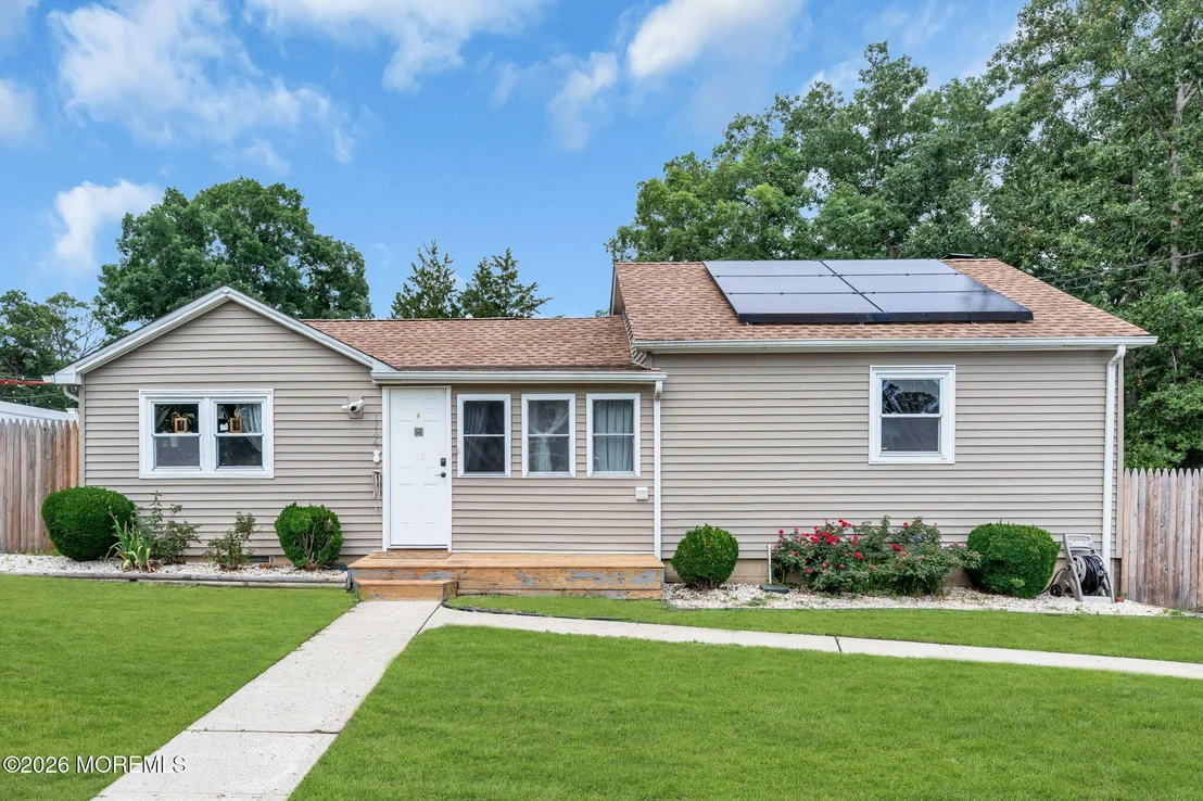 Photo of 1744 Whitcomb Road