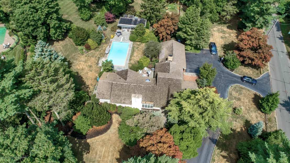 Photo of 548 Ridge Road Road