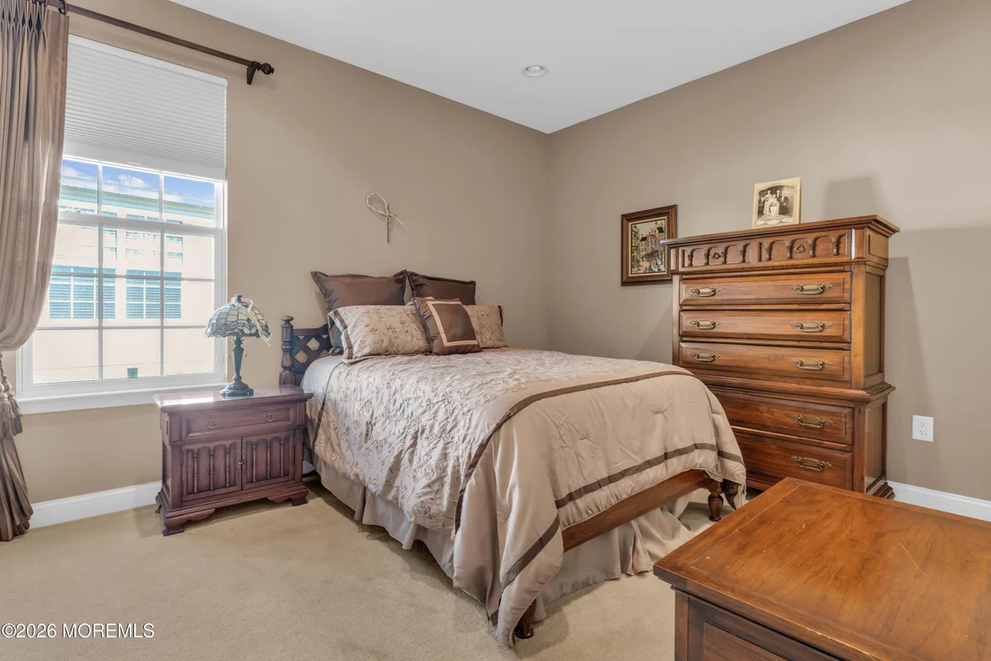 Photo of 178 Huntington Drive