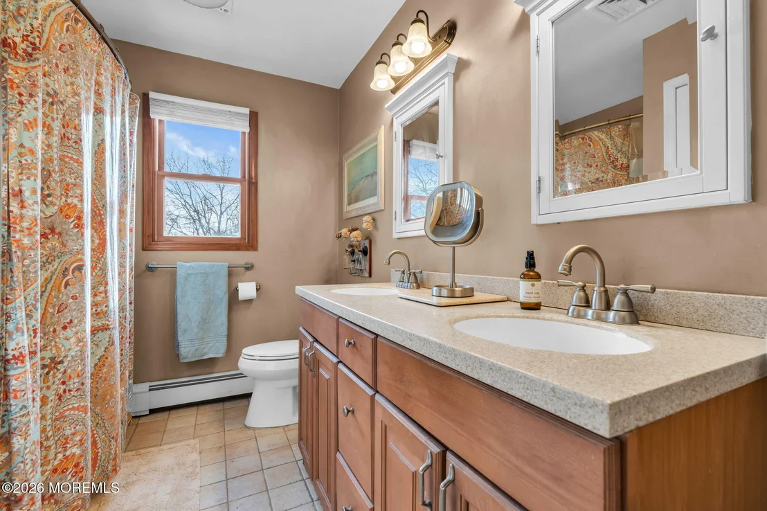 Photo of 6 Lisa Drive