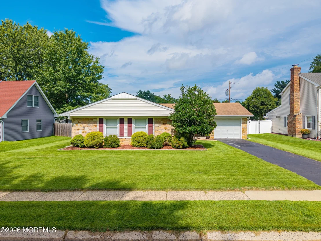 Photo of 164 Idlebrook Lane