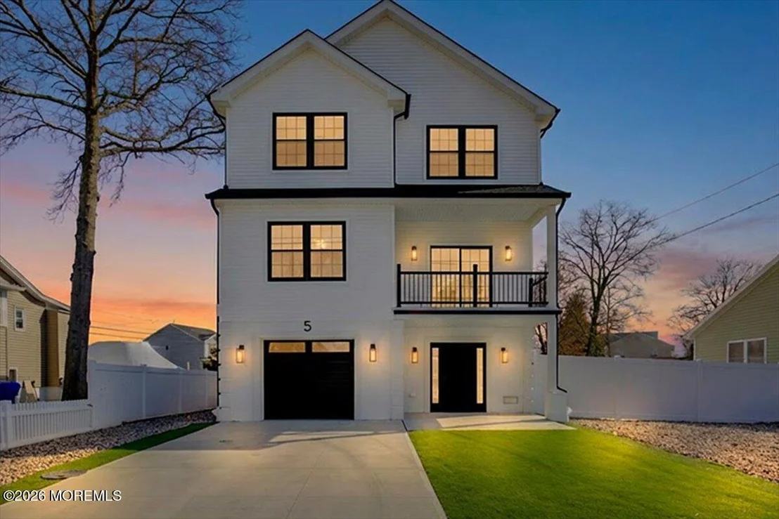 Photo of 5 Shore Pine Drive
