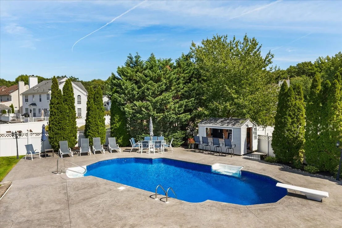 Photo of 67 Winding Brook Drive