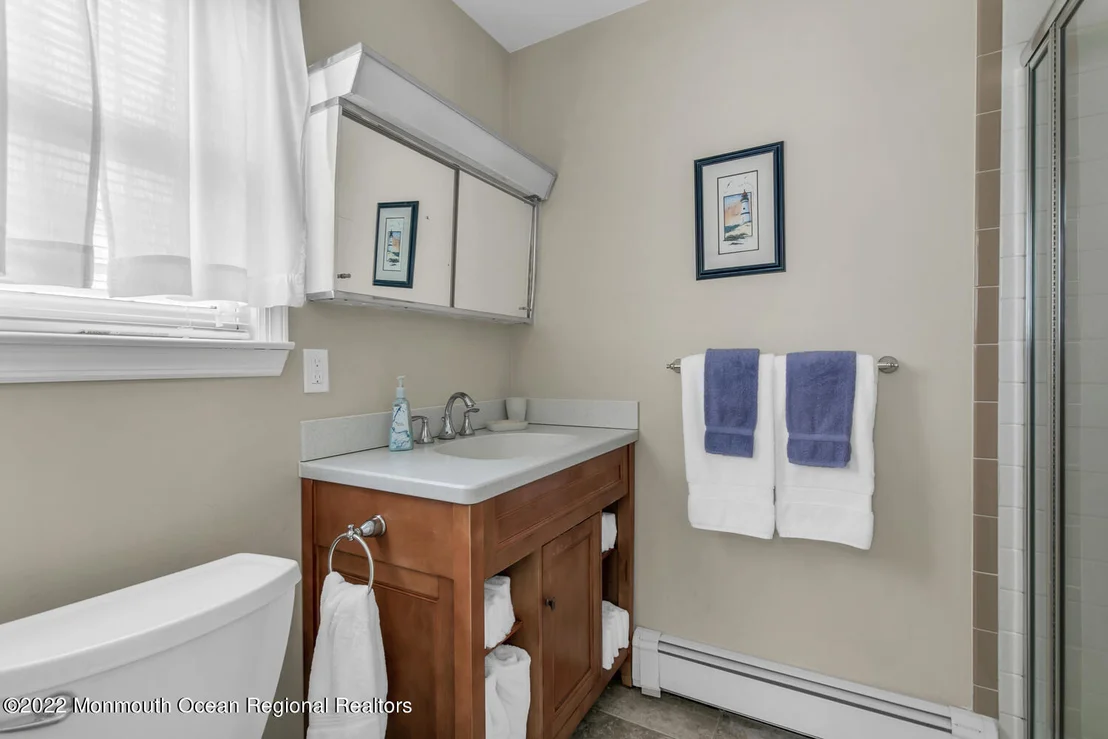 Photo of 306 Perrine Boulevard