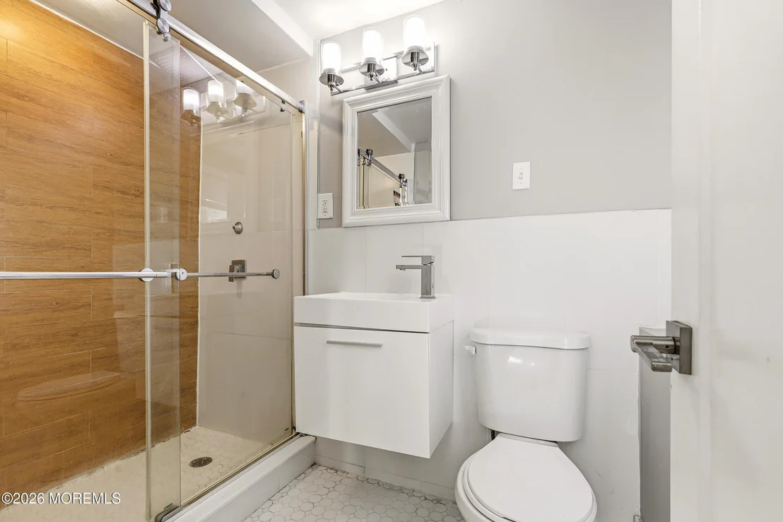 Photo of 687 Northstream Drive