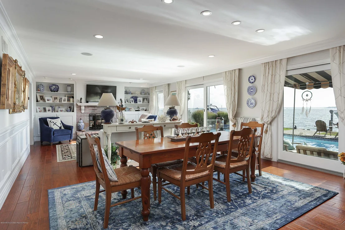 Photo of 207 Pointe Drive
