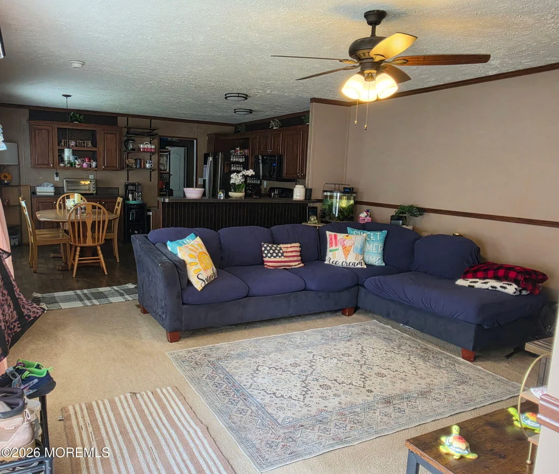 Photo of 31 Henry Circle