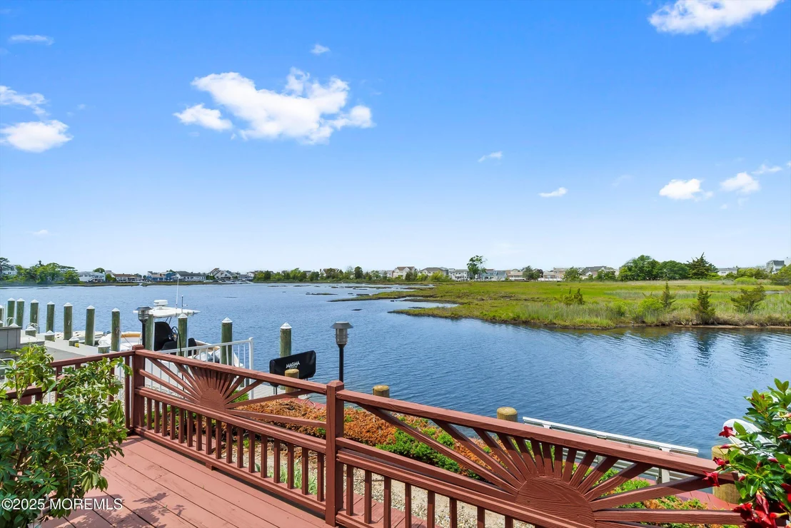 Photo of 54 Cedar Island Drive