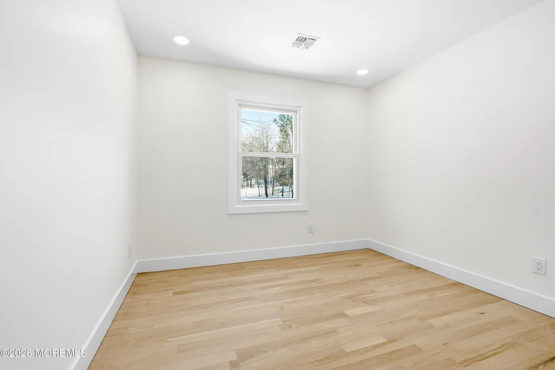 Photo of 20 Overlook Drive