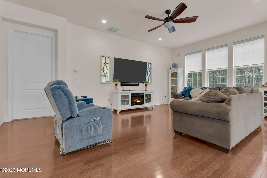 Photo of 185 Arborridge Drive