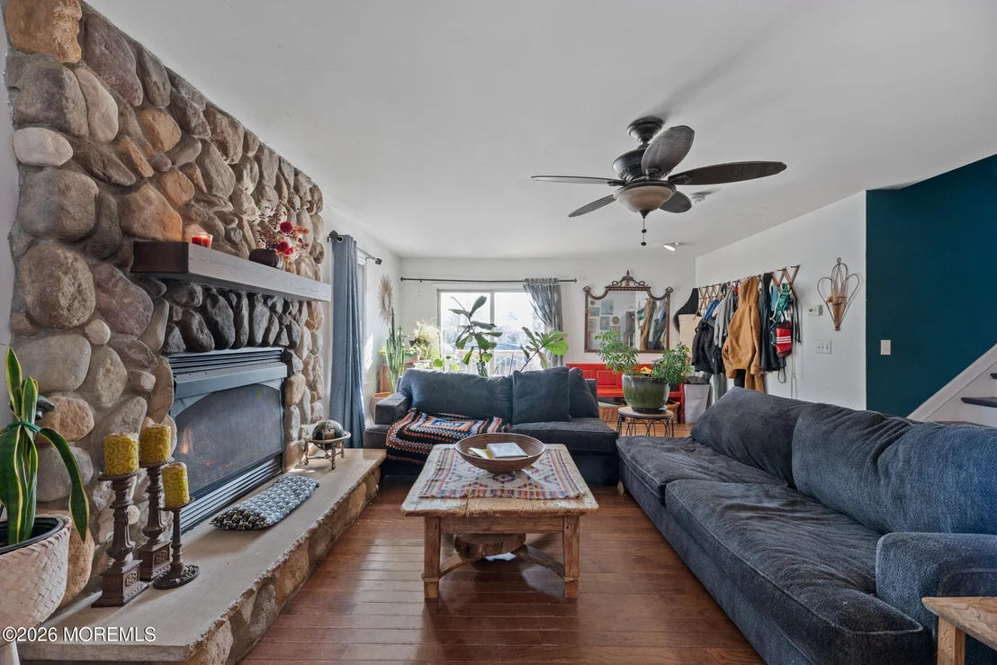 Photo of 12 Thompson Avenue